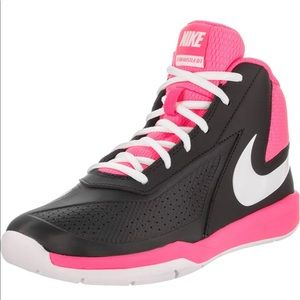 Nike Kids' Team Hustle D 7 Basketball Shoes.